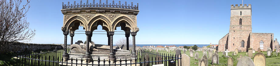 Grace Darling Memorial, St Aidans.jpg